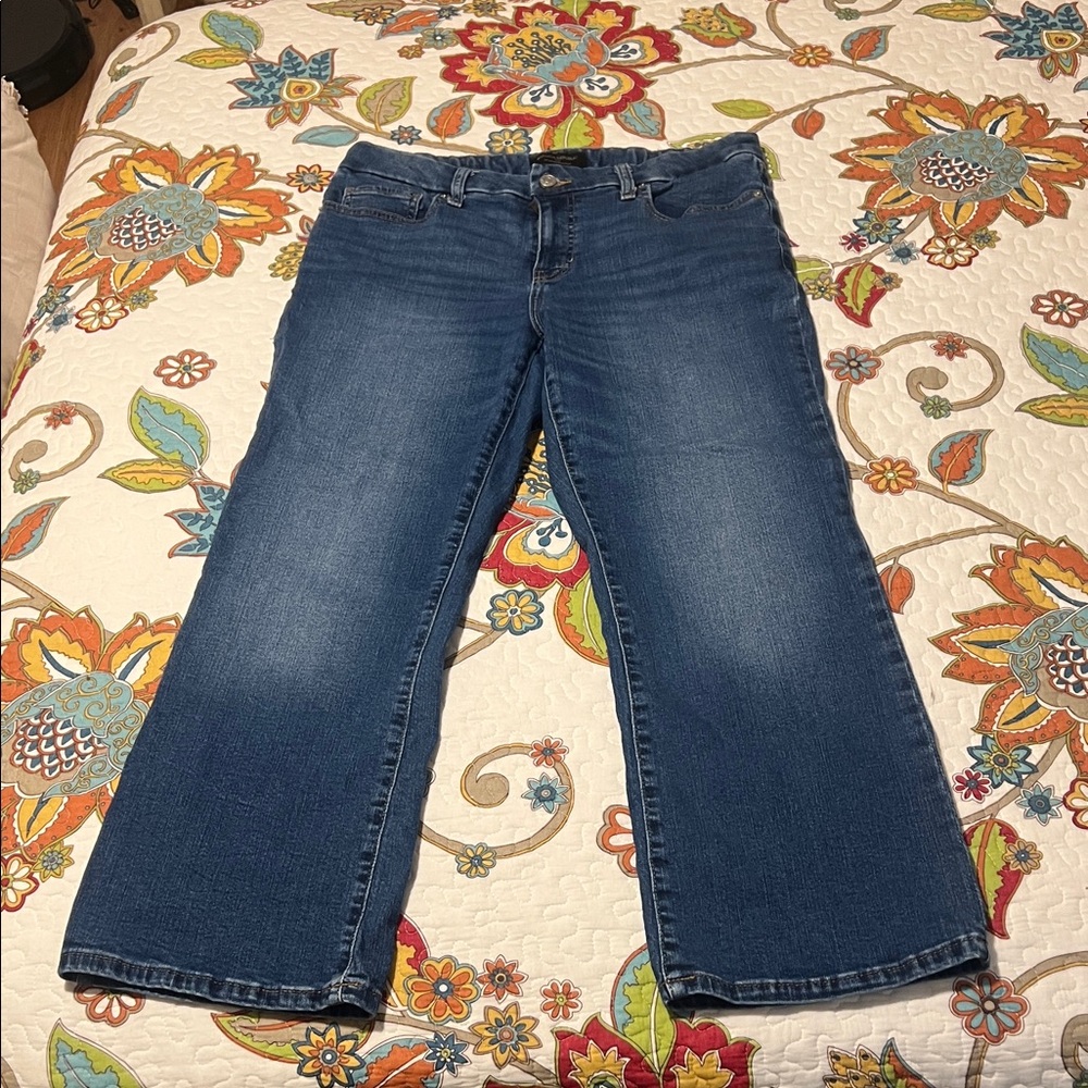 BR Straight Cropped Women's Mid-Blue Jeans